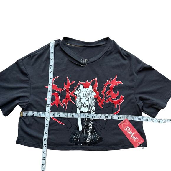 NWT Romwe Anime Girl Boxy Fit Crop Top Size Medium - Picture 4 of 10